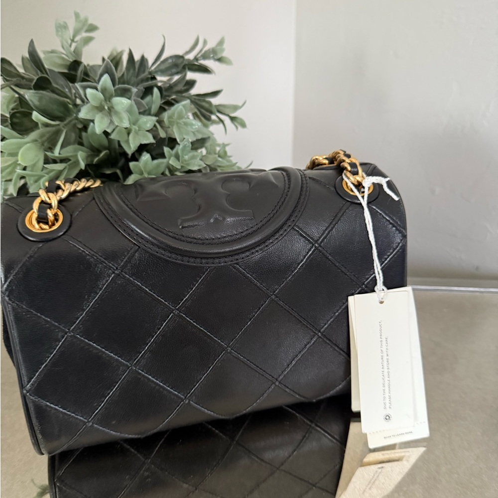SMALL FLEMING SOFT SHOULDER BAG - Picture 3 of 10